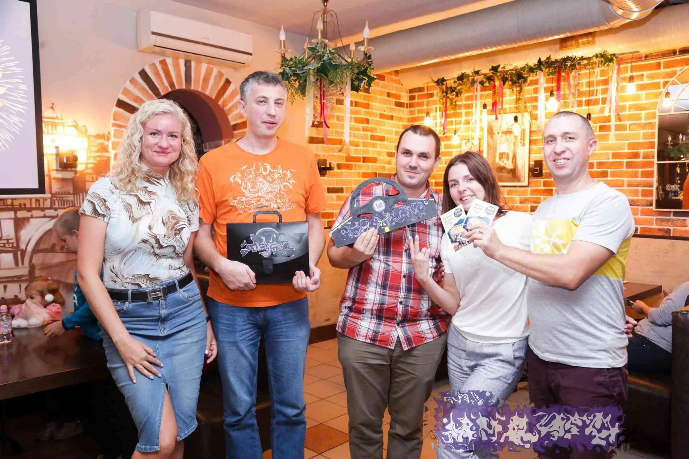 Откройте двери в мир квестов!